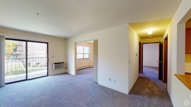 2BR, 2BA - 1,065SF