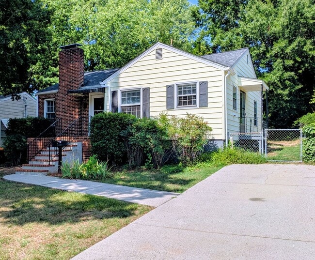 Photo - 1004 Lockland Ave