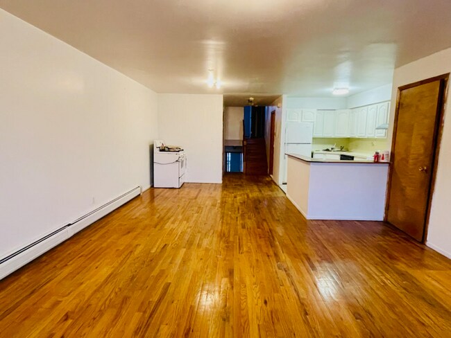 Photo - 73 27th Ave Apartamento Unidad 2fl