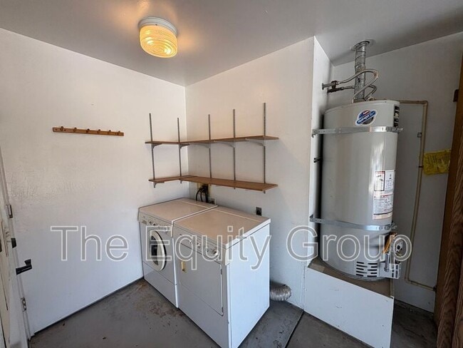 Photo - 519 N Aspen St