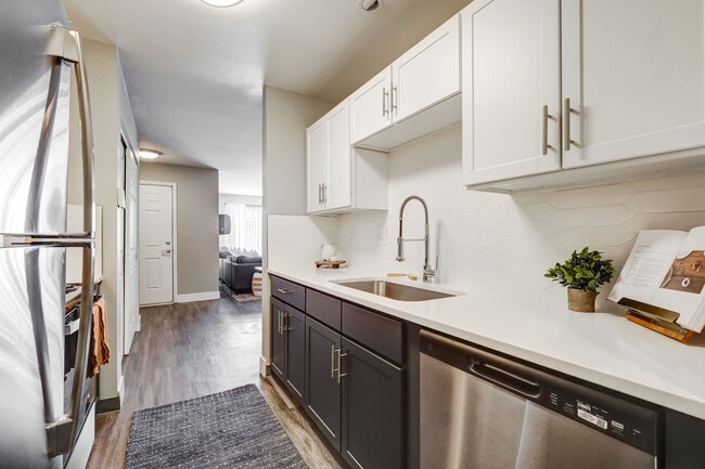 Habitat at Fort Collins apartments — community photo