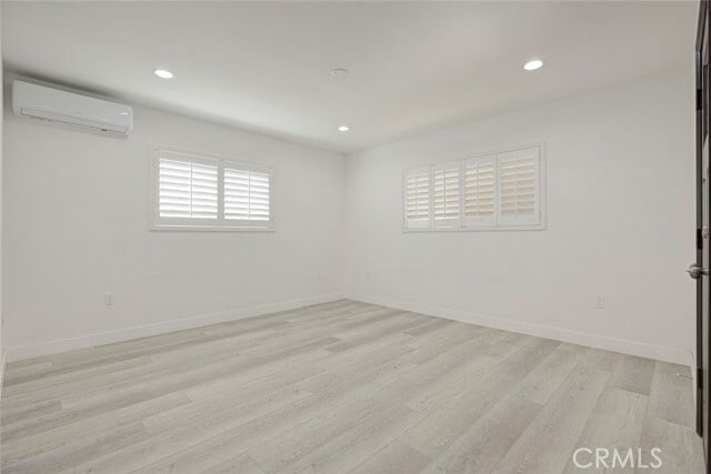 Photo - 1307 E Acacia Ave
