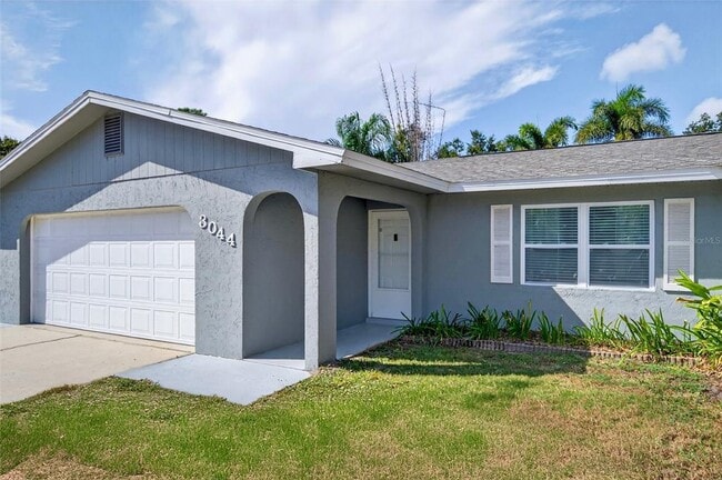 Photo - 3044 Golden Rain Dr