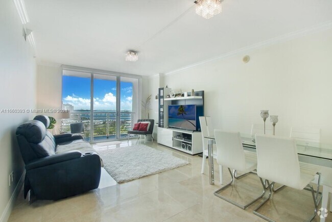 Building Photo - 325 S Biscayne Blvd Unit 2214 Rental