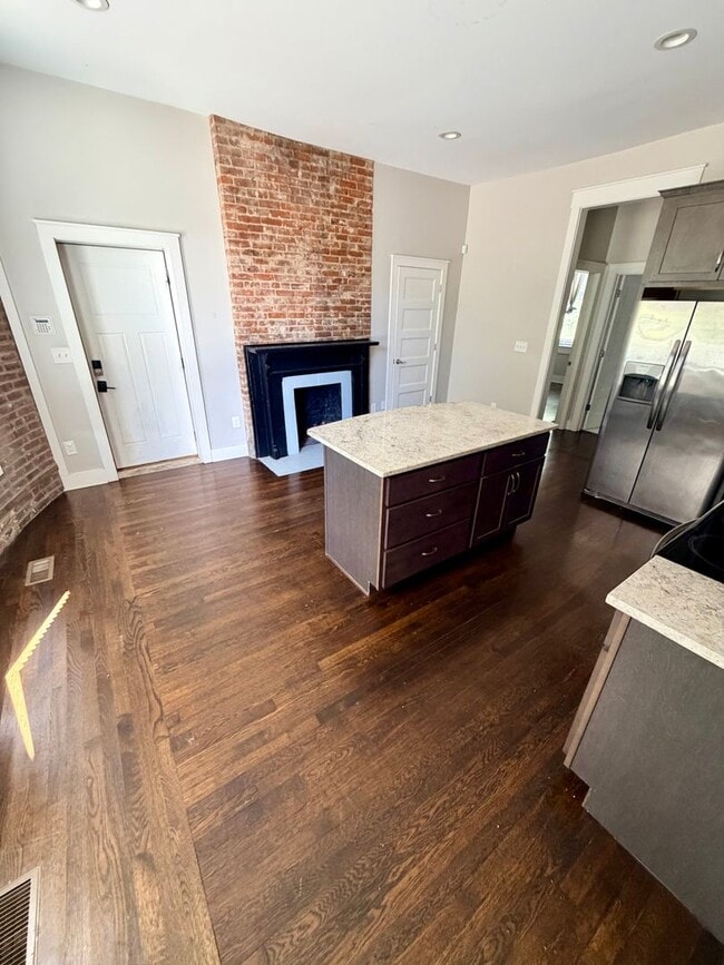 Photo - 201 E Fifth St Unit 101