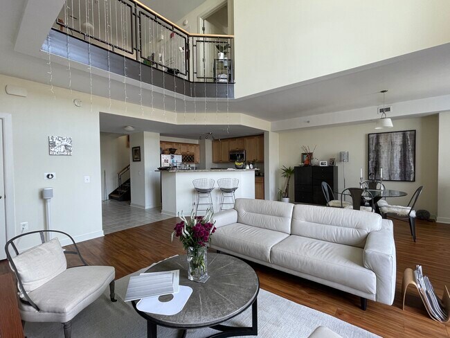 Photo - 1650 Wilson Blvd Unidad 407