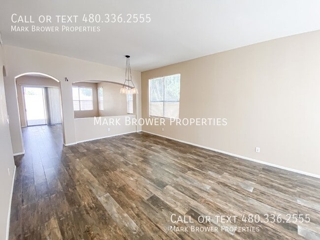Photo - 3918 E Juanita Ave