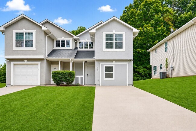 312B Louise Lane, B