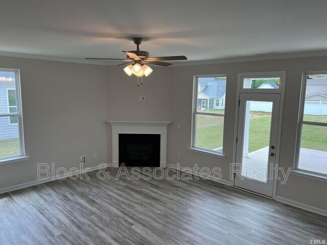 Photo - 248 Streamliner Blvd