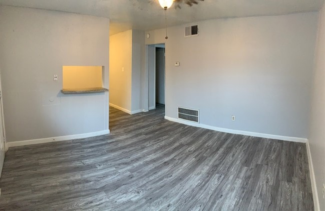 Photo - Sycamore Gardens