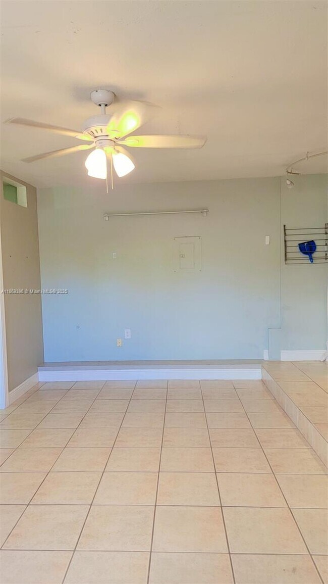 Photo - 850 SW 55th Terrace Unit 0
