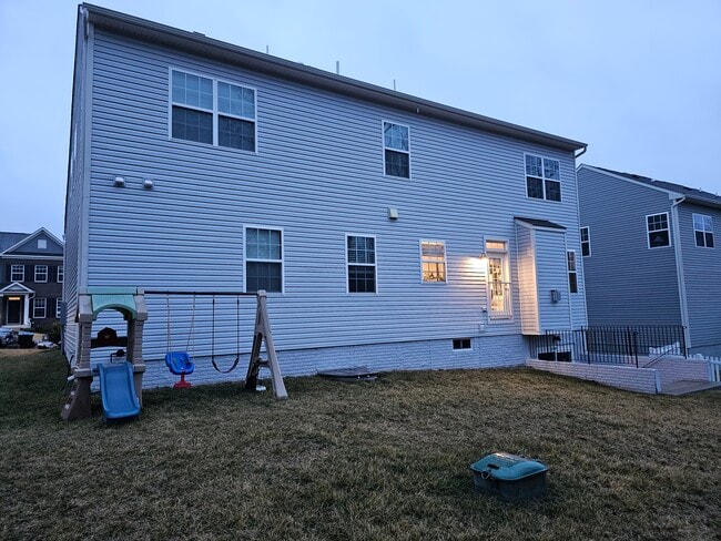 Photo - 2050 Whithorn Hl