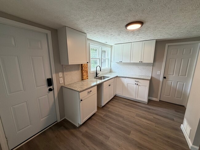 Photo - 474 S Prospect St