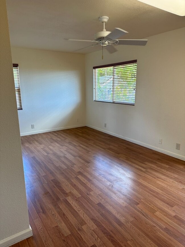 Photo - 4 bedroom 2.5 bath single family home in Mililani