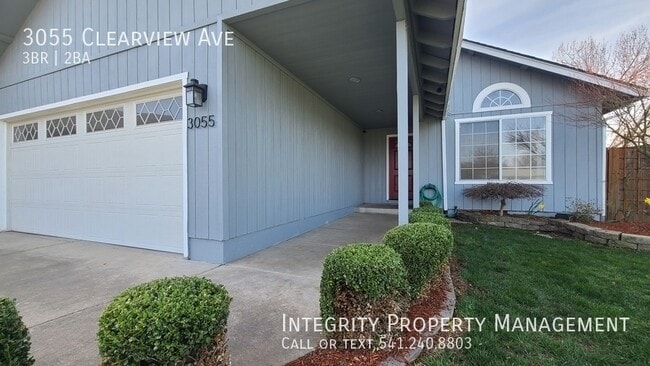 Photo - 3055 Clearview Ave