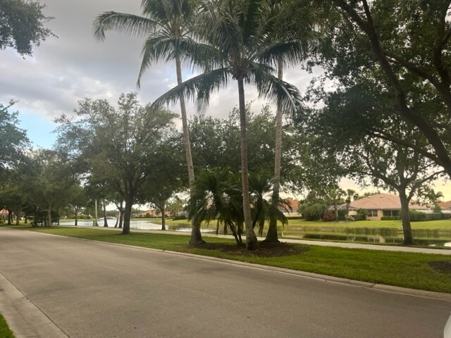 Front Porch View - 3518 Zanzibar Way
