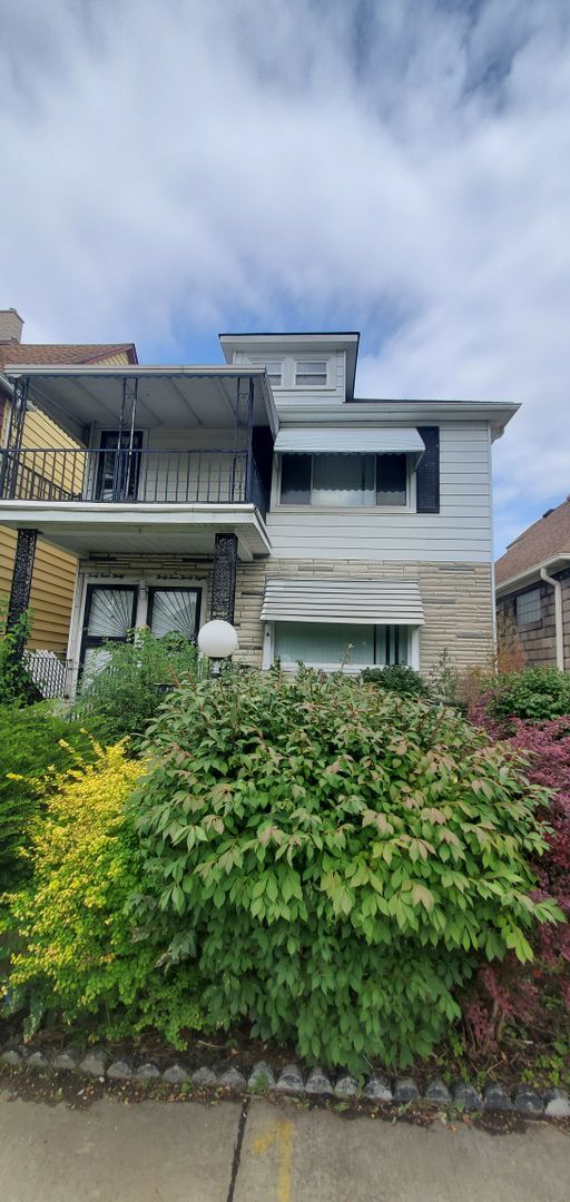 Photo - 4438 Sheridan - Vaibhav Mukund Pachalla Unit 4438