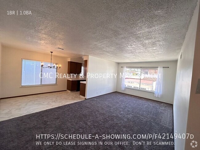 Building Photo - Spacious Upper 1 Bedroom Apt Unit B