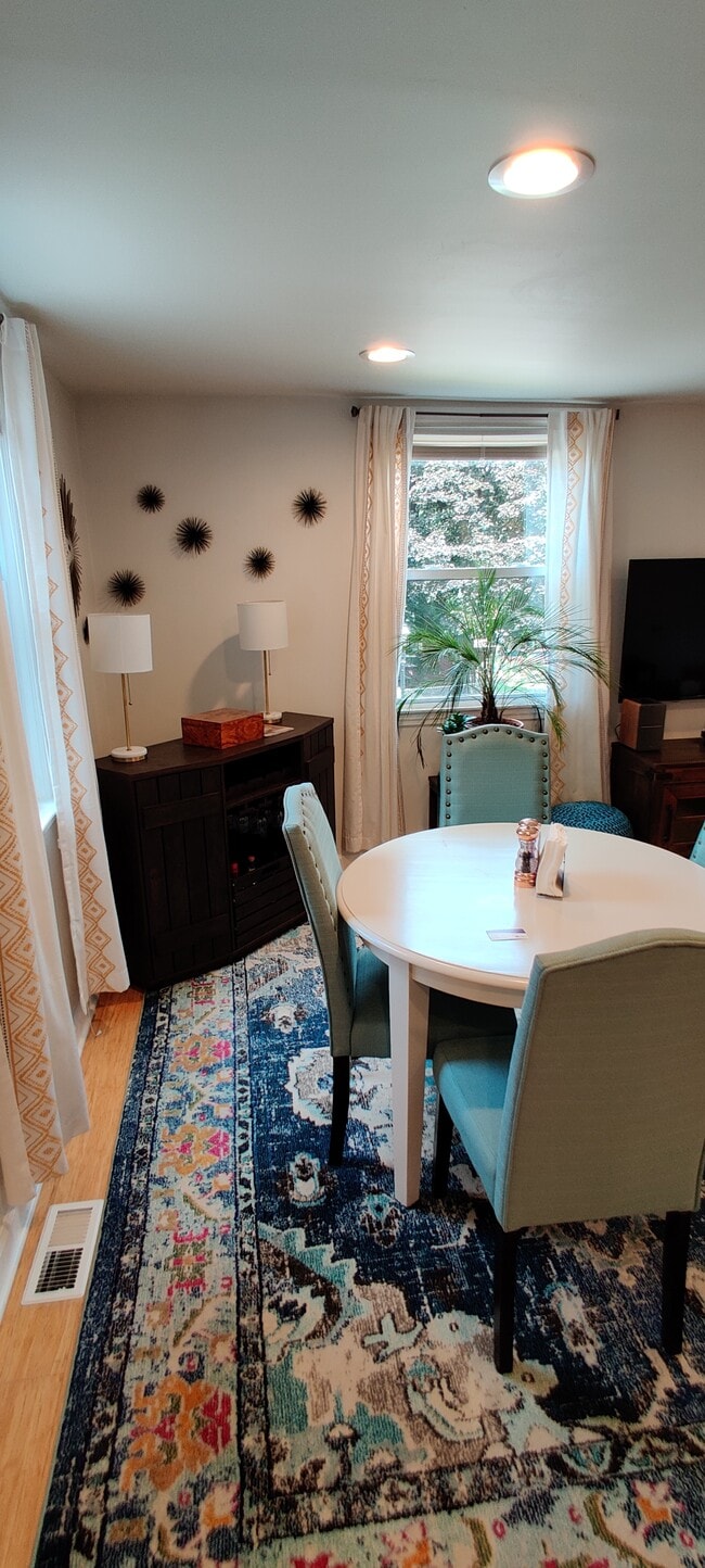 Photo - 278 Valley View Road