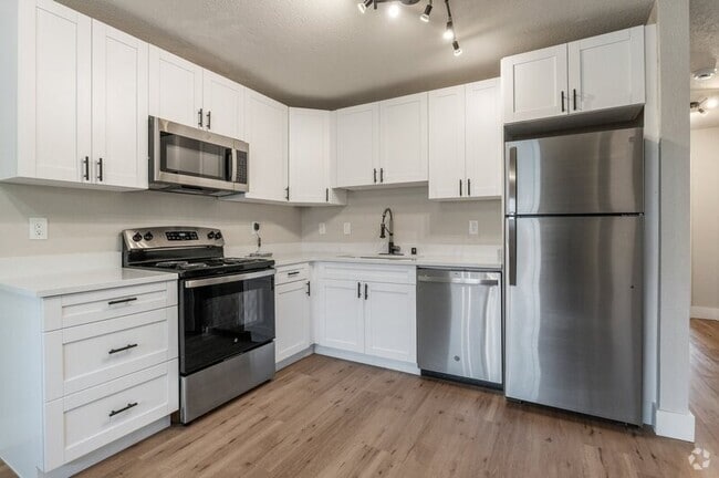 Building Photo - 10816 E 3rd Ave Rental