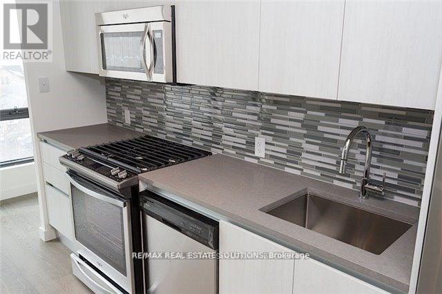 Photo - 111 Bathurst St Unit 407