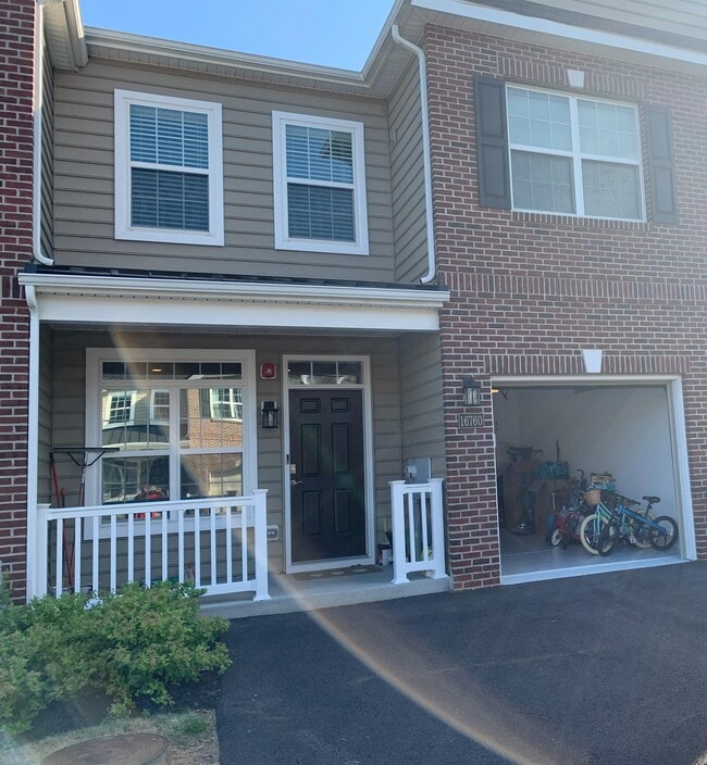 Photo - 16760 River View Cir