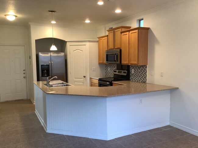 Photo - 1223 Cresswell Cove