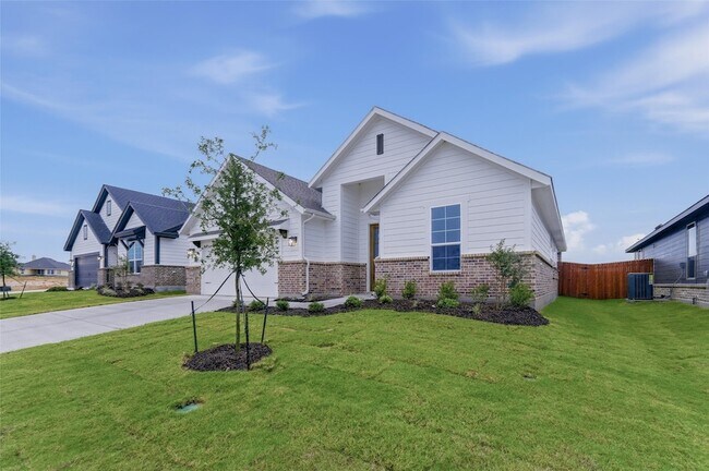 1329 Frio Dr
