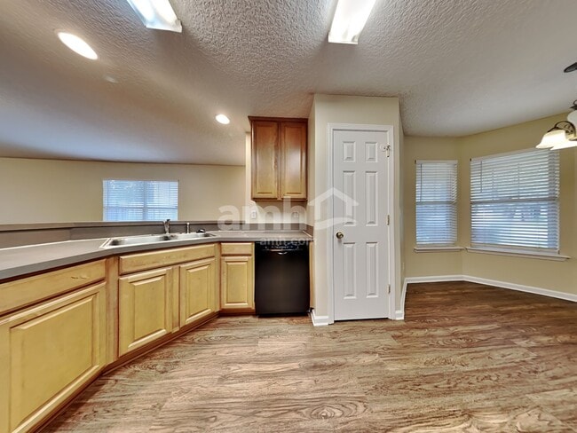 Photo - 3623 Silver Bluff Blvd