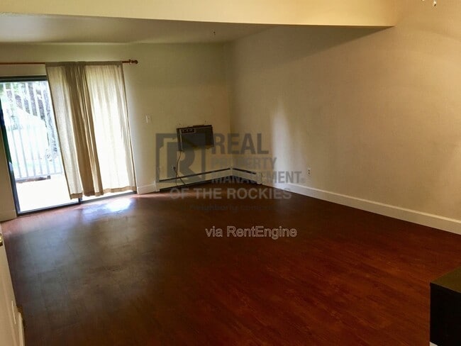 Photo - 1625 W Elizabeth St Unit J2