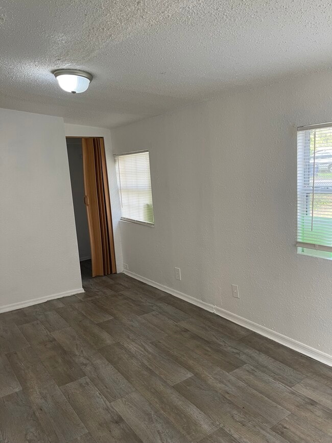 Photo - 8722 N Brooks St Casa