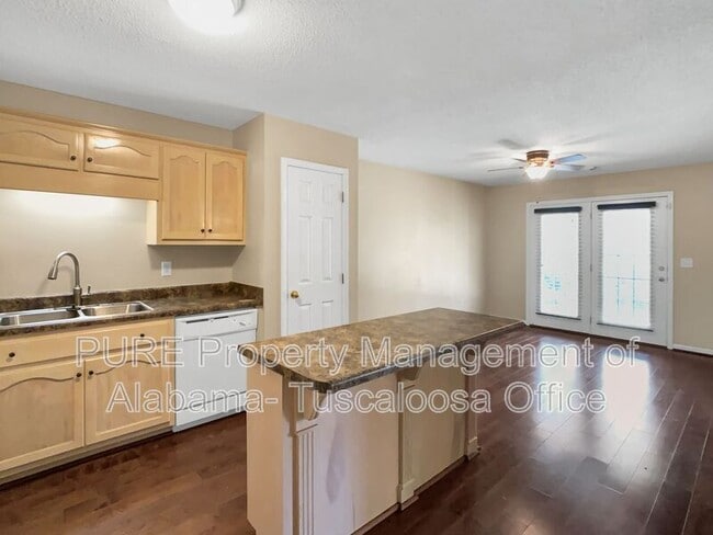 Photo - 2613 Willow Ridge Way