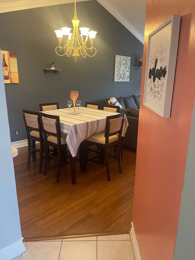 Photo - 2 /Br- 2 bath + den