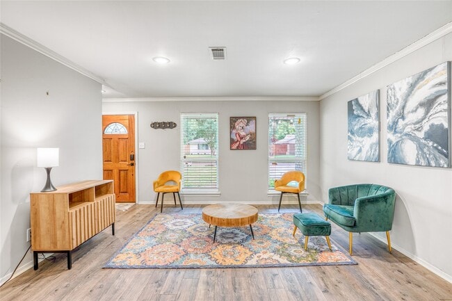 Photo - 9626 Vilven Ln