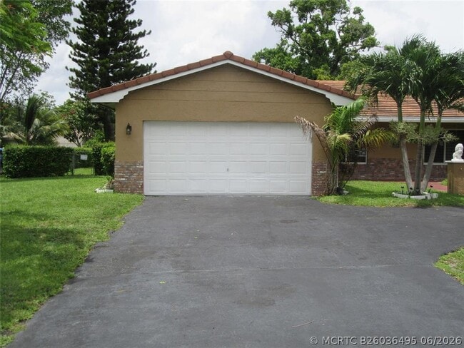 Building Photo - 4100 NW 110th Ave