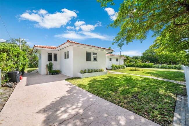 Photo - 350 Aledo Ave