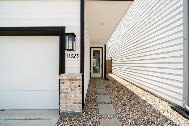 Photo - 11325 Stonework Garden Ln