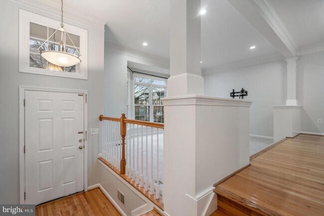 Photo - 8648 Royal Worcester Ln