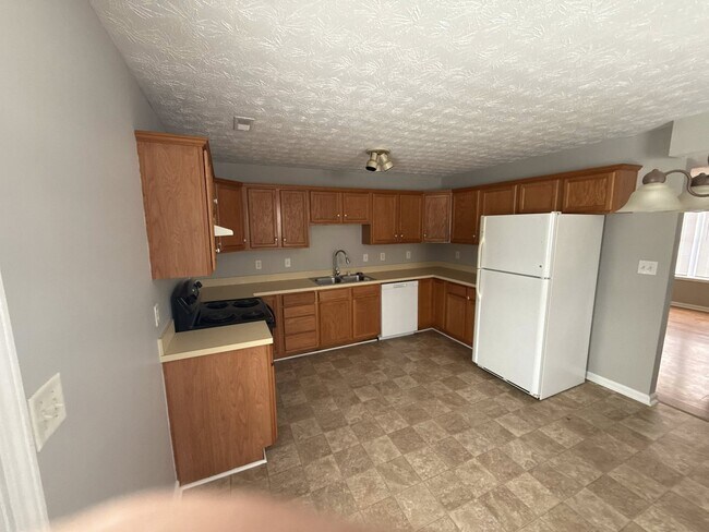 Photo - 112 Tanbark Dr