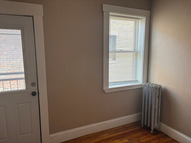 Photo - 473 Broadway Unit 10