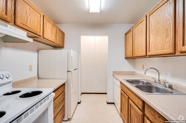 Building Photo - Canopy Ridge Rental