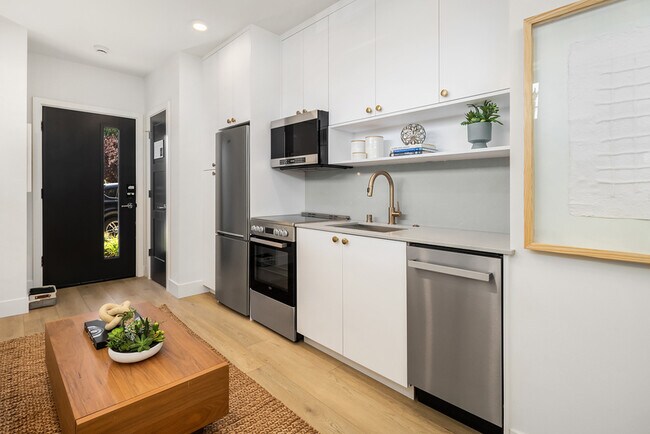 Photo - 3606 Francis Ave N Unit #B