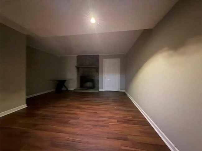 Photo - 3826 Moran Way