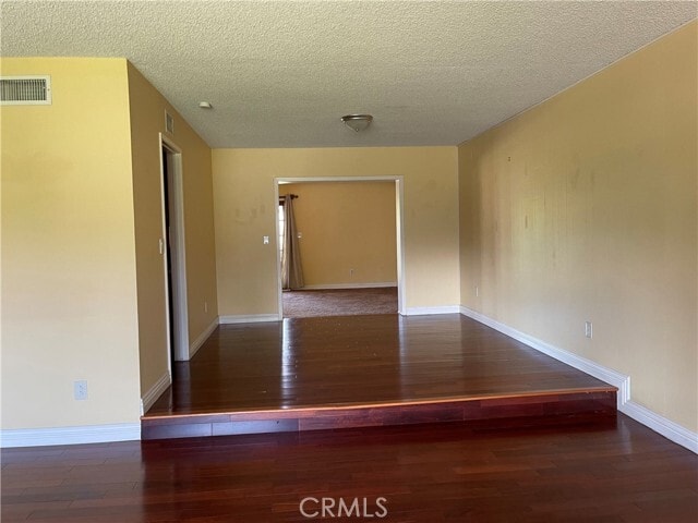 Photo - 5991 Keswick Ave