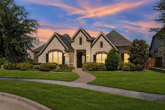 4550 Honeyvine Ln