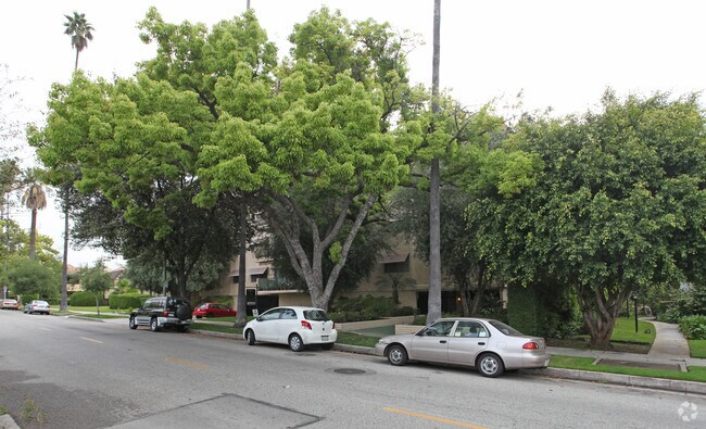 518 S. El Molino Apartments - 518 S. El Molino Apartments