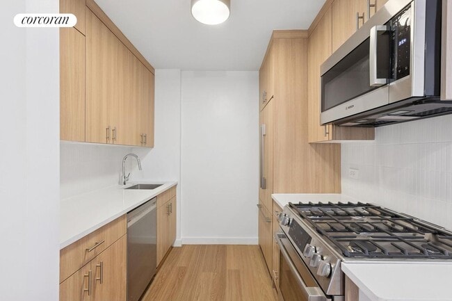 Photo - 501 E 87th St