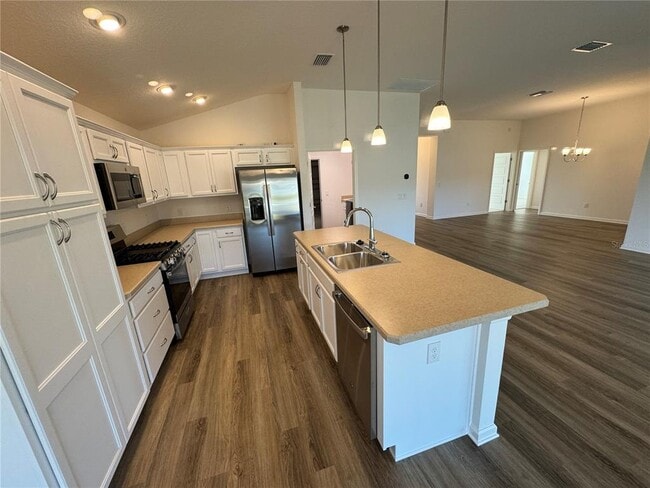 Photo - 7267 Cornwall Wy