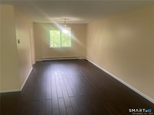 Photo - 1840 Shepard Ave