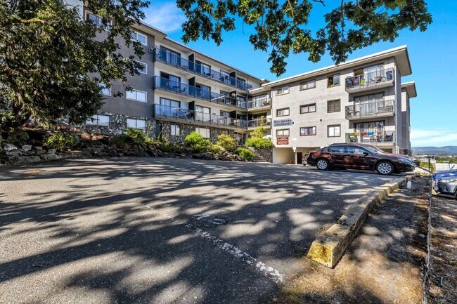 Photo - Don Quadra Apartments